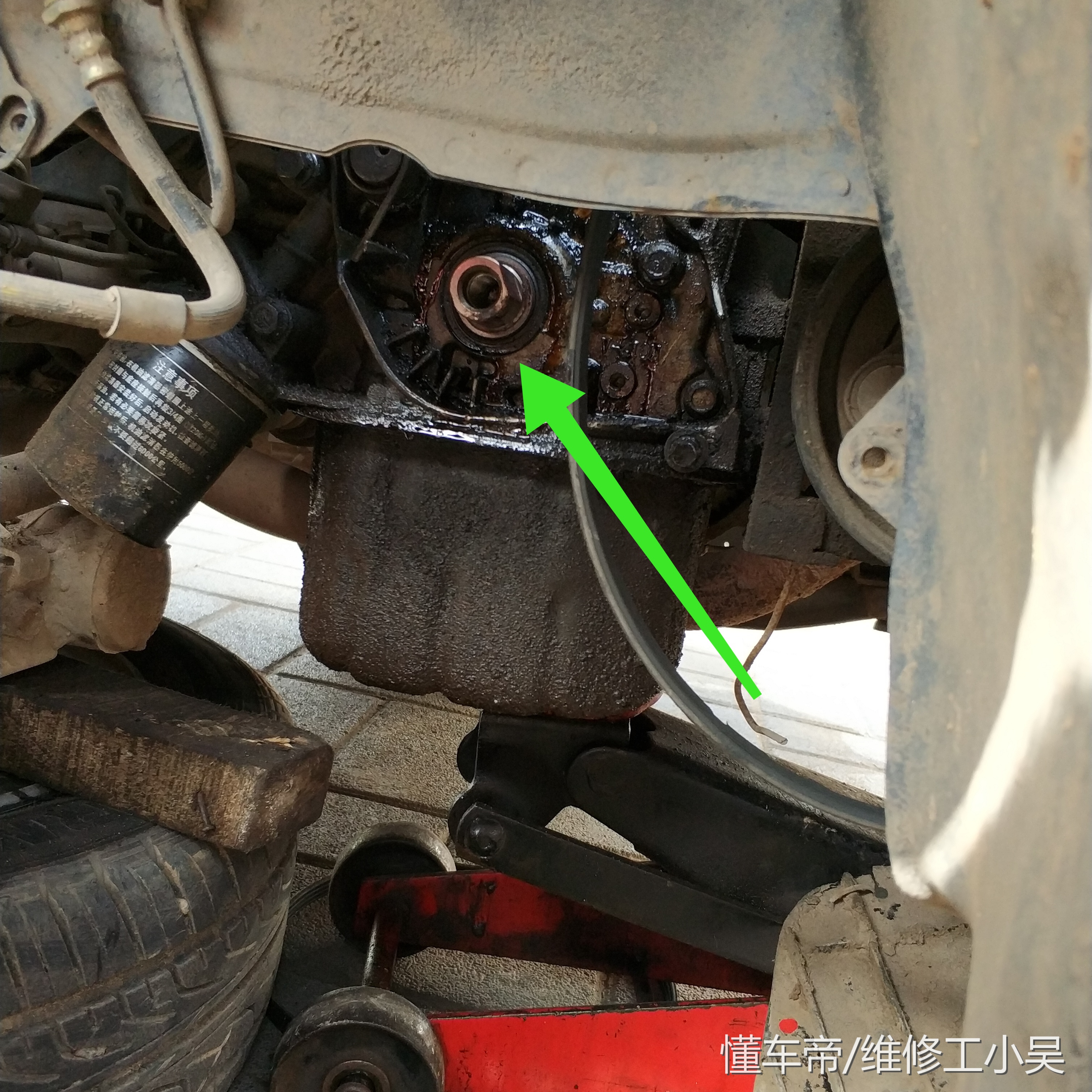 海马普力马发动机漏油,海马汽车发动机拆解视频