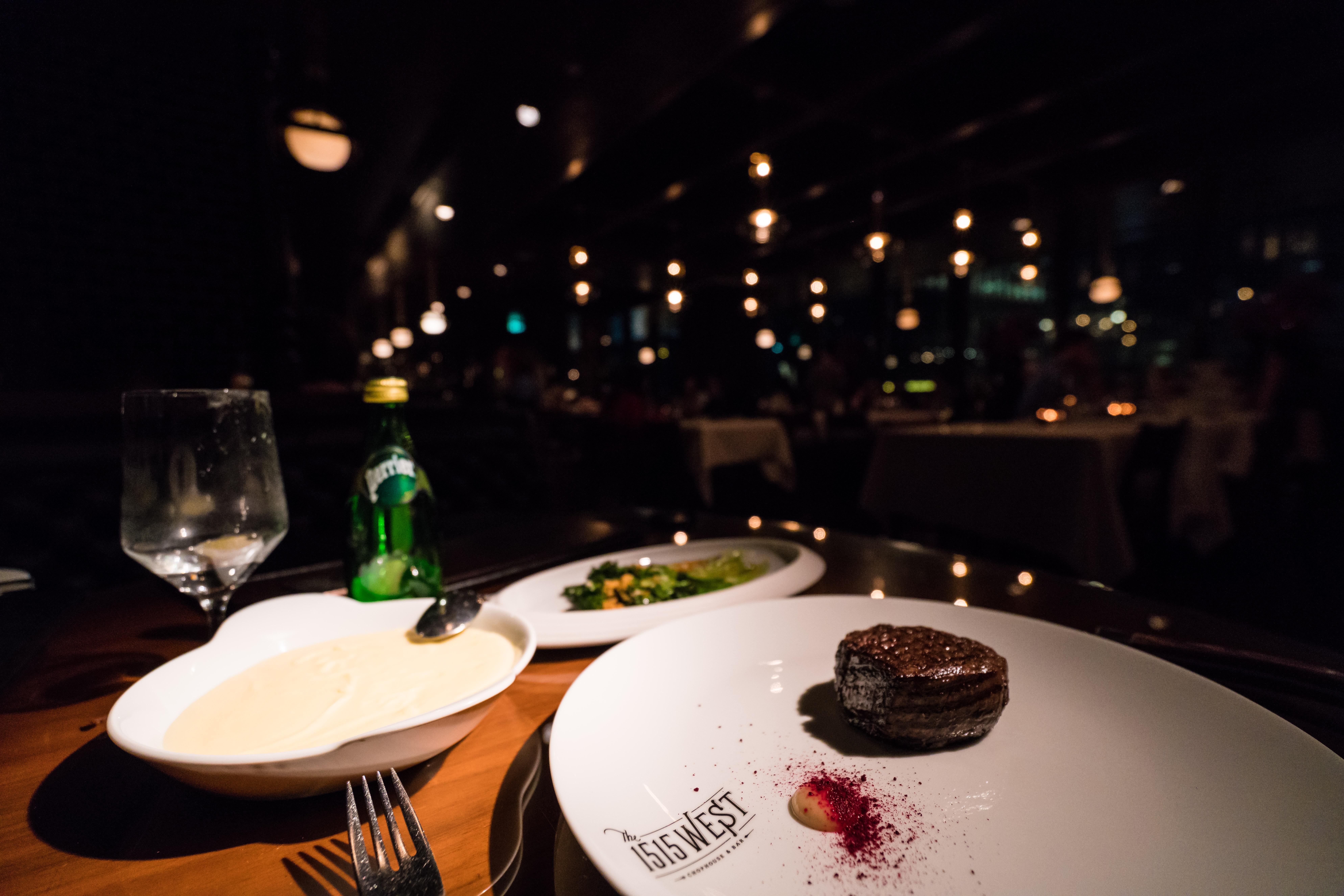 上海静安商圈核心，高端奢华住宿推荐