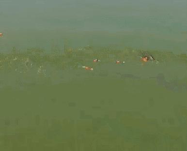 世界最年轻辣妈身材,比基尼走秀夏日套装欧美辣妈