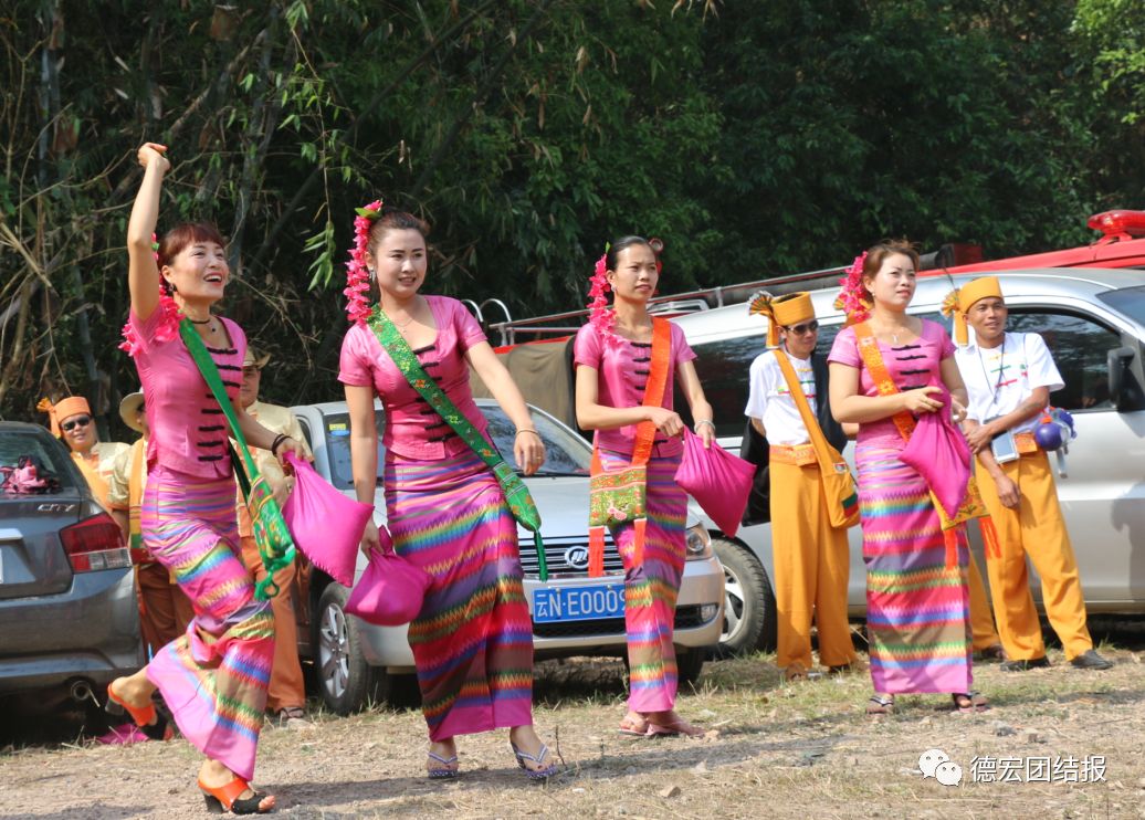 期待来云南的第一个泼水节,欢迎朋友们来云南泼水节