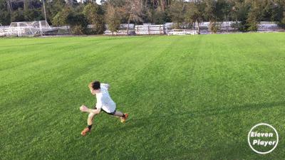 足球各部位停球基本功,足球三种停球技巧教案