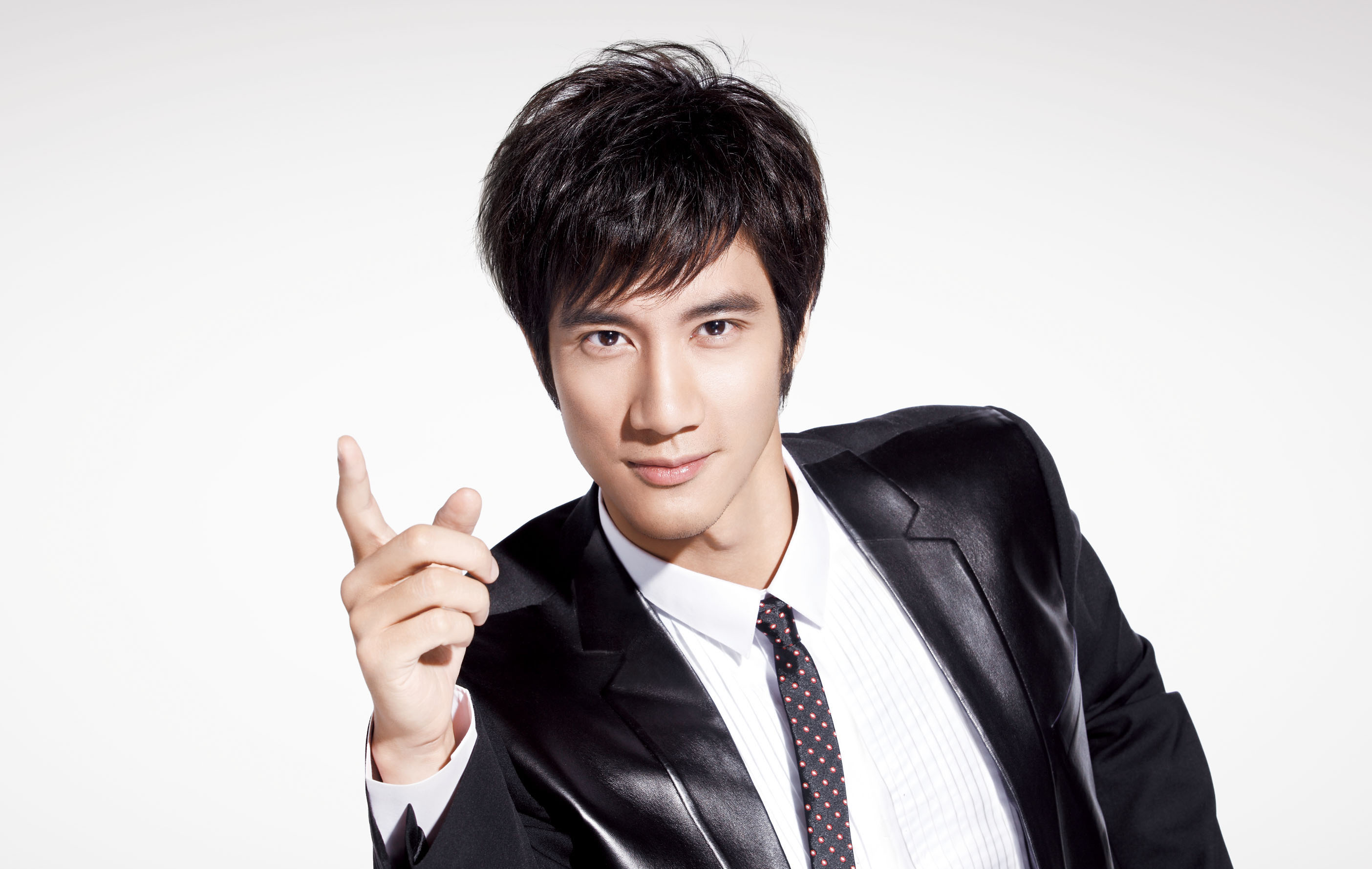 娱乐圈高学历明星很多，但只有这一位是假的