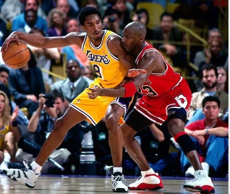 回忆篇从青涩到成熟记忆里的黑曼巴 ----科比战靴系列