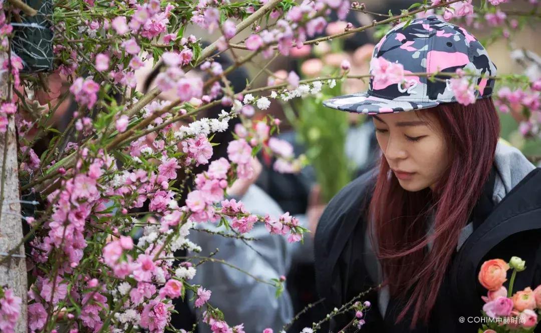 花艺设计师可以转行做什么,花艺设计每天都需要做些什么事情