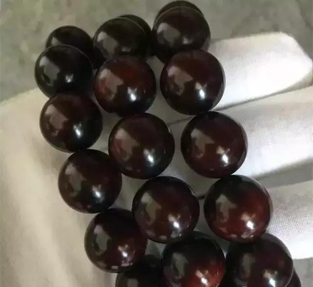 棕眼多的小叶紫檀怎么处理,小叶紫檀手串棕眼怎么处理