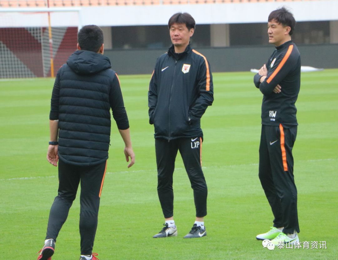 李霄鹏对卡纳瓦罗的评价,国足李霄鹏卡纳瓦罗