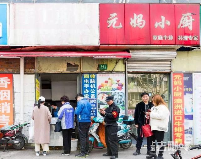 称霸徐汇5年的神级煎饼摊,学生*党**可以免排队!