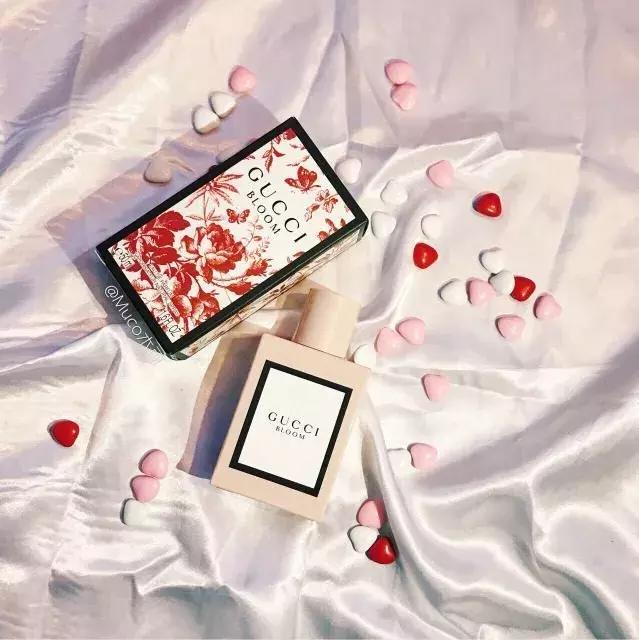 听说这些香水和春天更配哦，喷上这些我竟然想谈恋爱了！