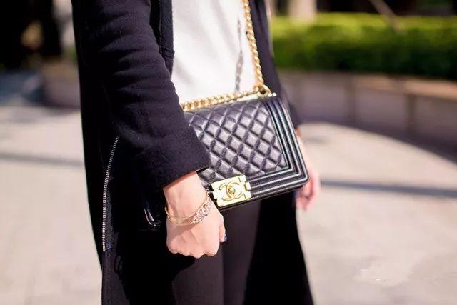 最流行的真皮包包,女式真皮包包正品品牌