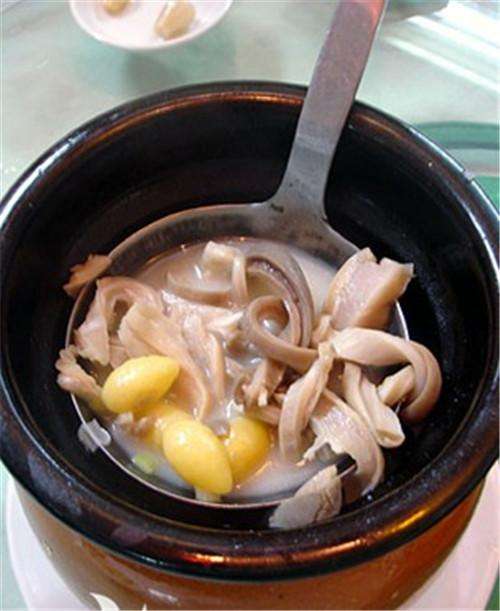 猪肚和什么菜搭配颜色好看又好吃,猪肚禁忌食物搭配