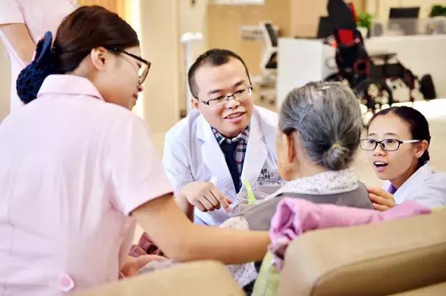 空巢老人现状养老之痛,94岁空巢老人现状