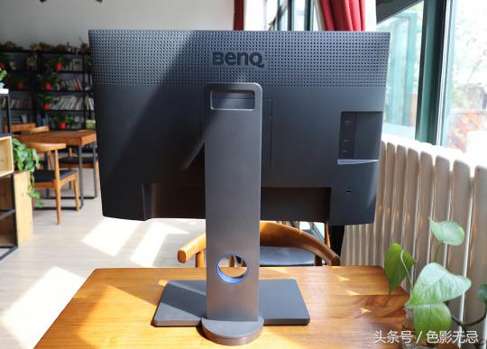 明基sw240专业摄影显示器,明基sw240价格是多少