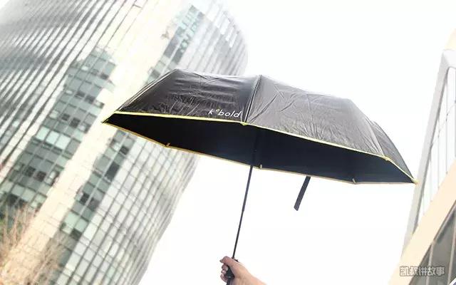 你见过会跳舞的雨伞吗？这把伞给我们太多惊喜！