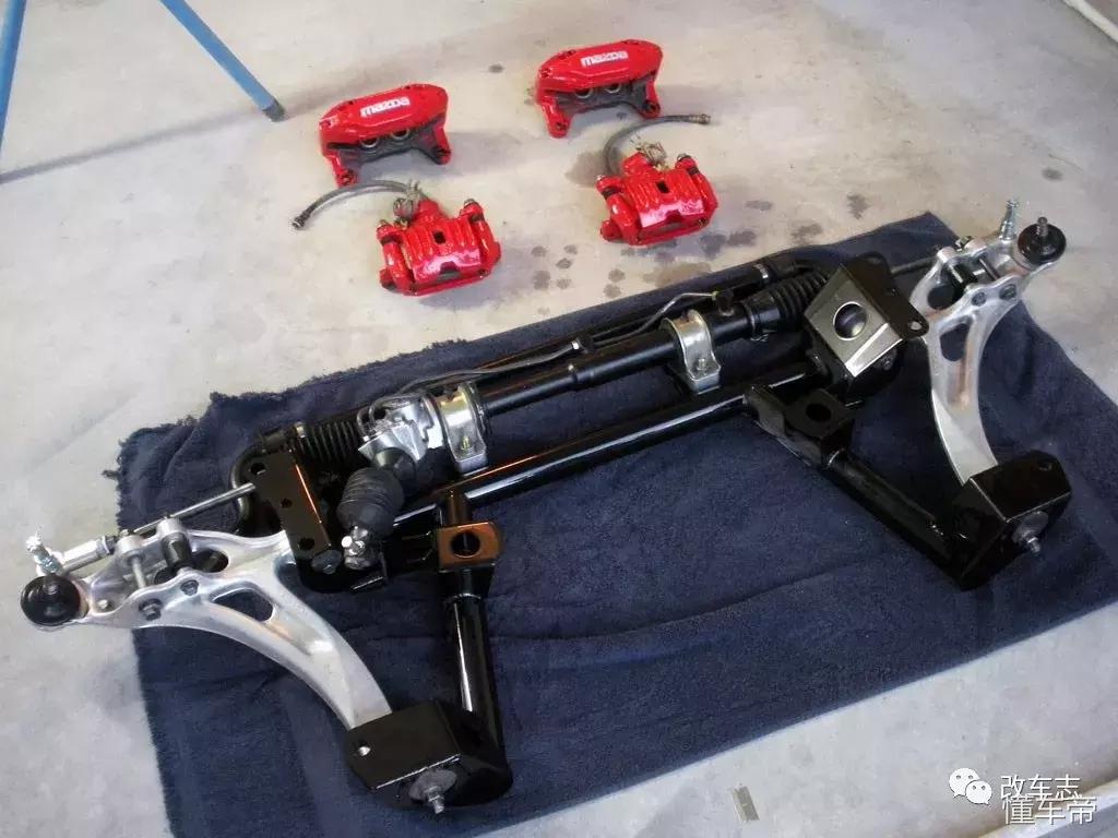 马自达rx-7爆改平民,马自达rx-7经历了几代