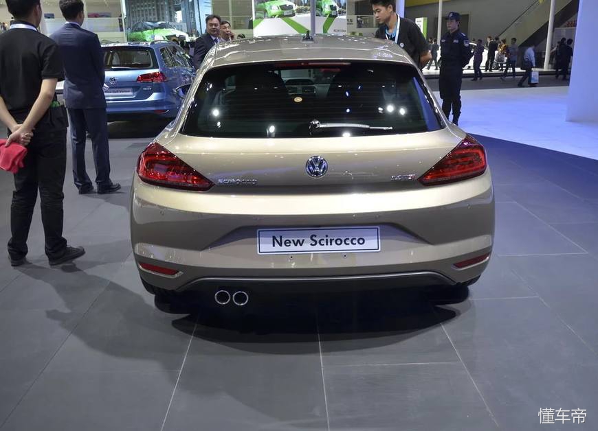 大众尚酷开车视角,大众尚酷驾驶技巧视频教程