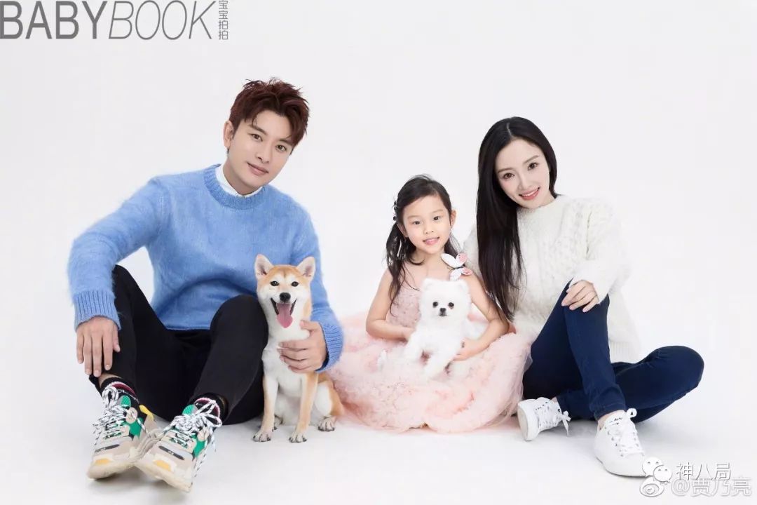 贾乃亮李小璐，张靓颖冯轲，情变背后的金钱斗争更加鲜血淋漓