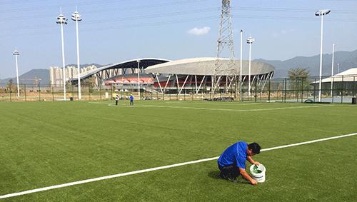 广东全塑型塑胶跑道施工,广州运动场塑胶跑道铺设