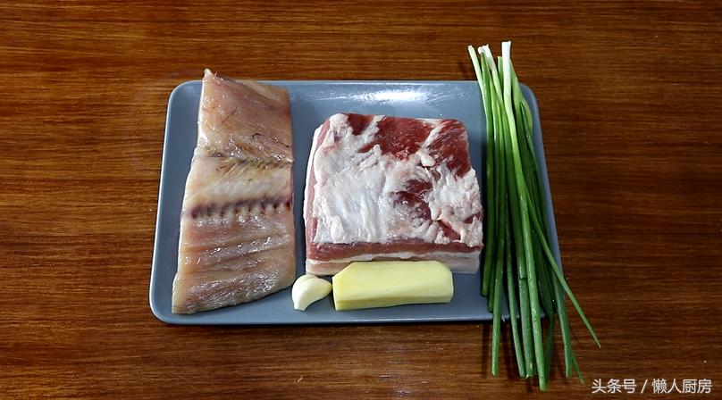 家庭红烧肉好吃不腻的做法,白咸鱼红烧肉怎么做