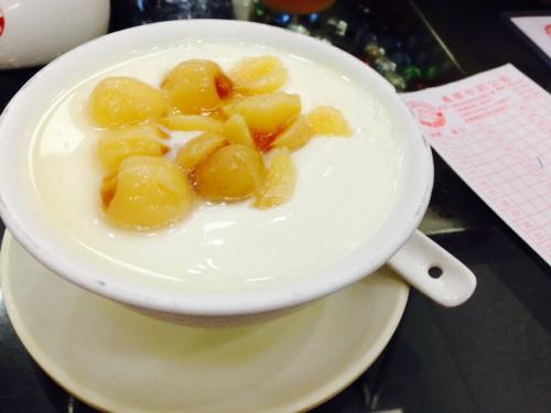 带奶皮的牛奶是什么牌子,顺德双皮奶用哪个牌子的牛奶