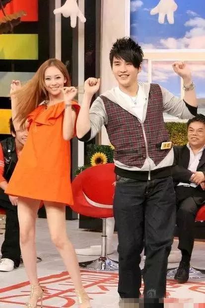 台湾女星被骗10亿,台湾骗艺人的女明星