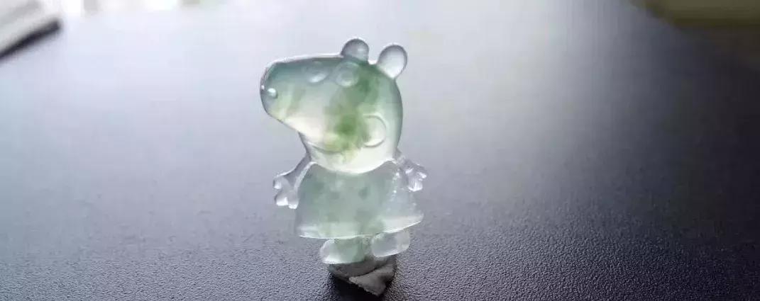 小猪佩奇第一次跳高,小猪佩奇进了妙妙屋