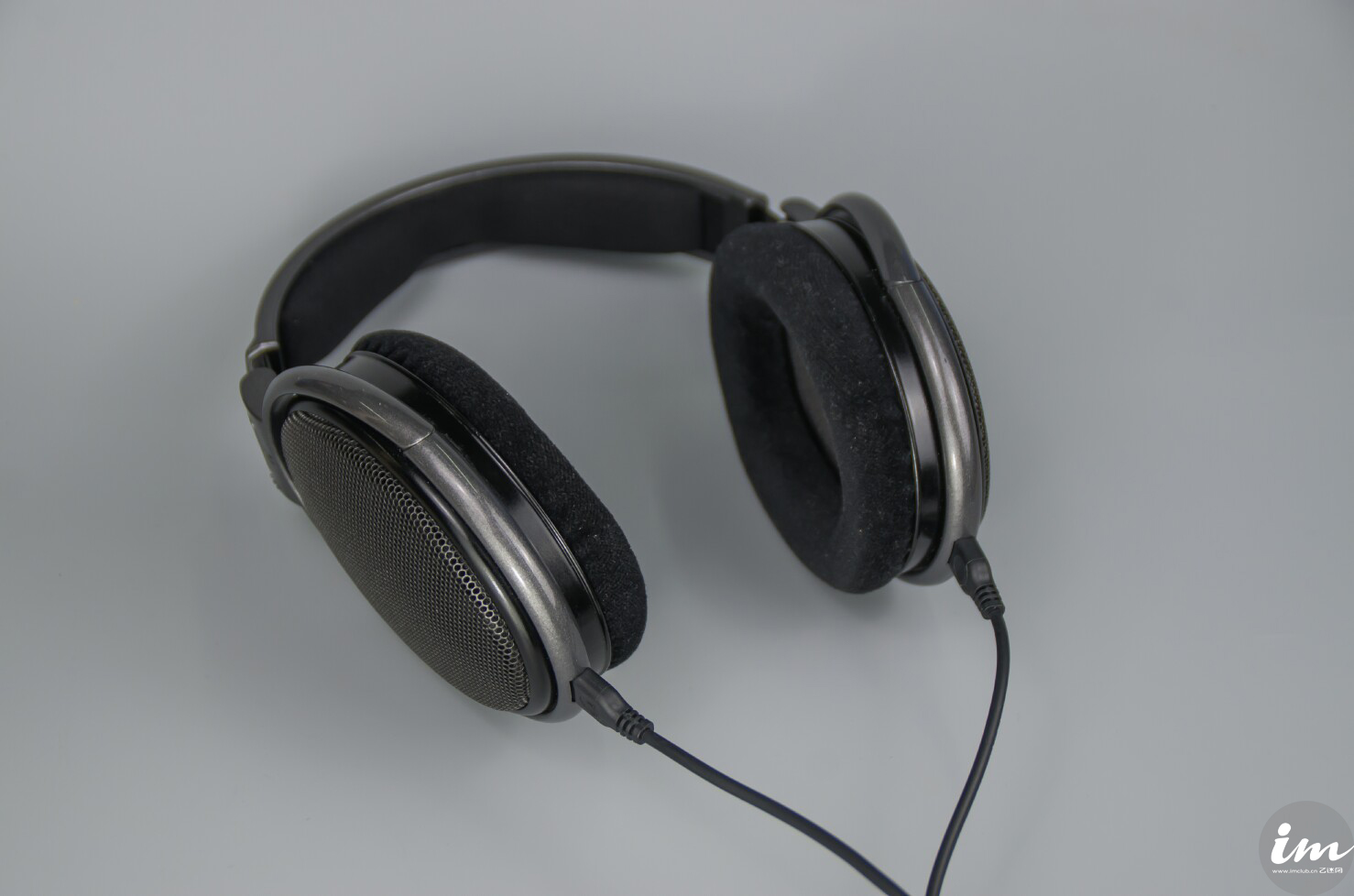 头戴式hifi耳机推荐hd600,k701耳机对比hd600