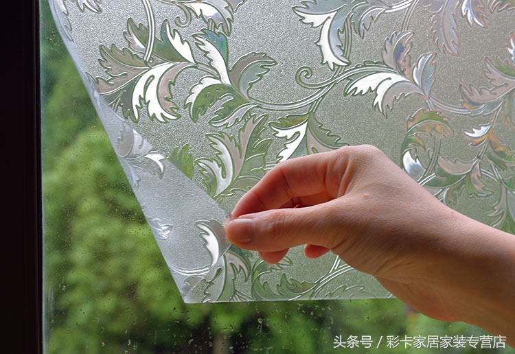 玻璃贴膜免胶与自粘贴哪个好,玻璃贴膜有胶和无胶的区别是什么