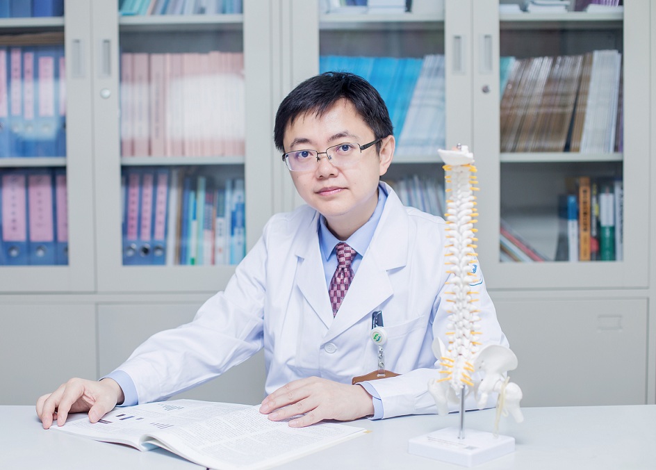 颈肩痛一招调理,上班族该如何缓解颈肩痛