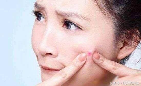 女人脸上有这4个表现，可能被妇科病缠上了，发现一个最好去查下