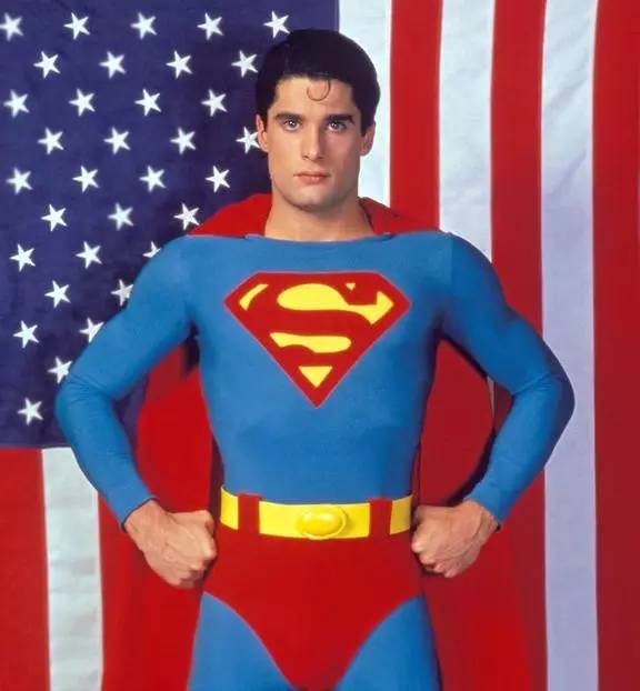 超人的男主角名字,超人男主角叫什么名字