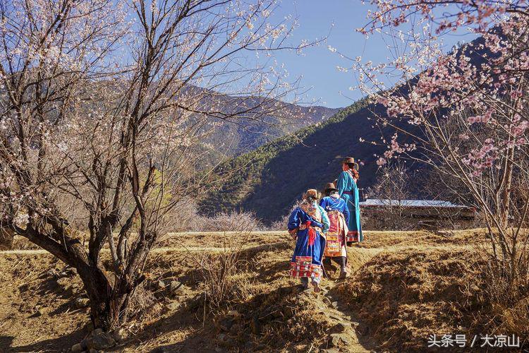 甘孜丹巴美女谷,甘孜藏族自治州美人谷
