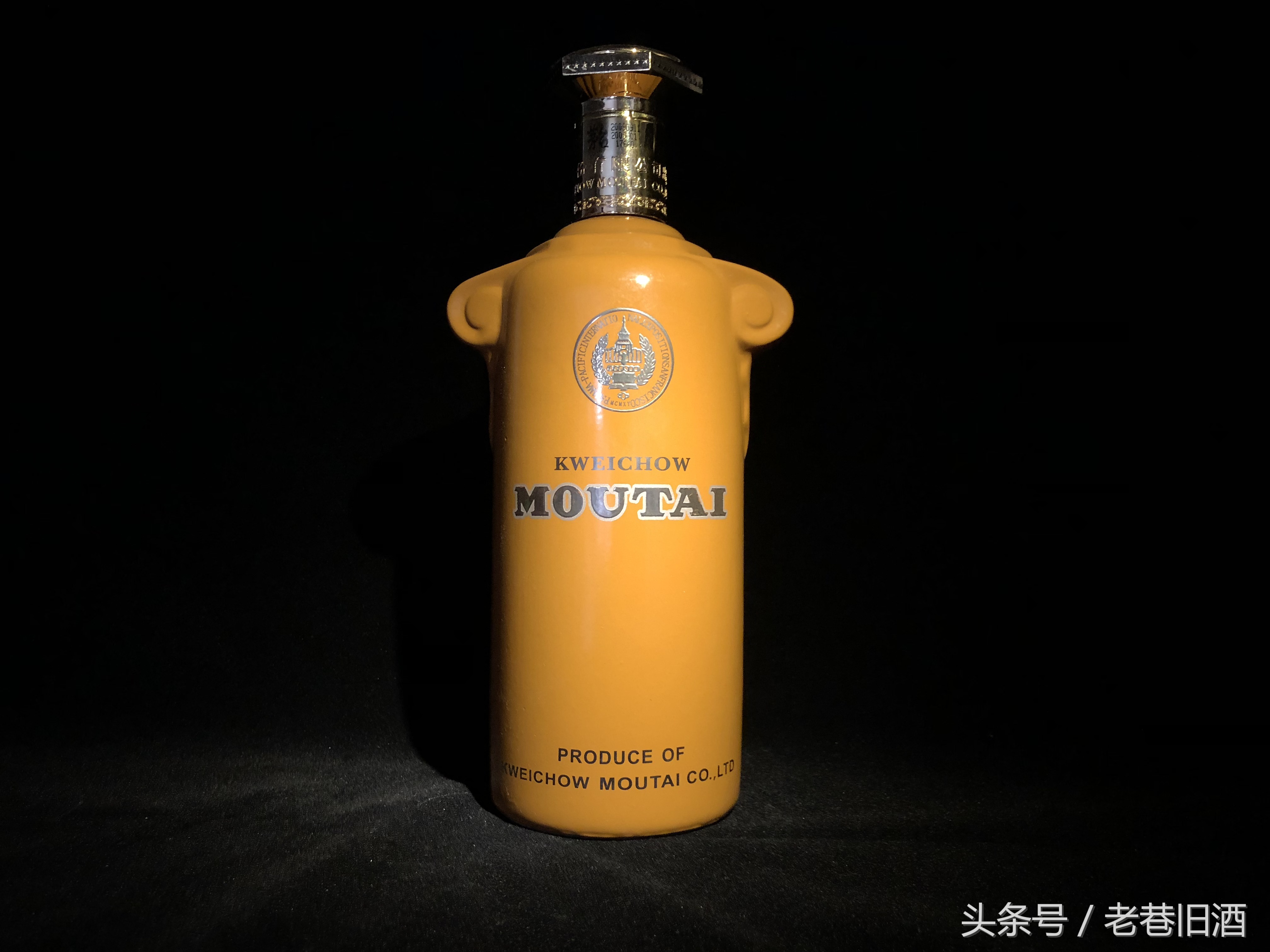 飞天60周年纪念版绝版酒多少钱,中华人民共和国成立70周年纪念酒