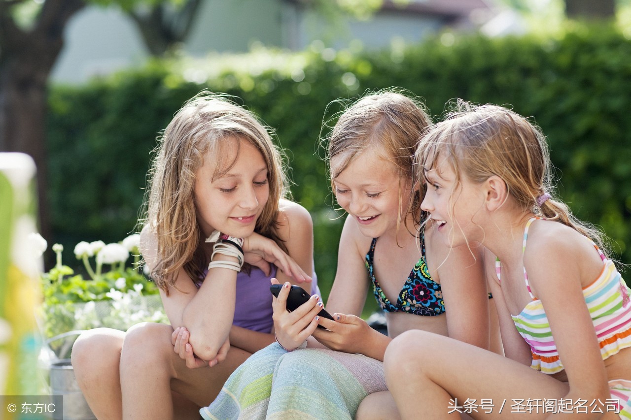 带三点水寓意好的名字女孩子,属鼠女孩取名字大全带三点水