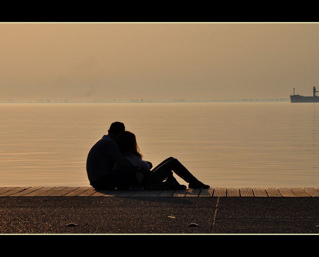 男朋友有几十万却不会给我花5000,男朋友只有10万存款怎么办