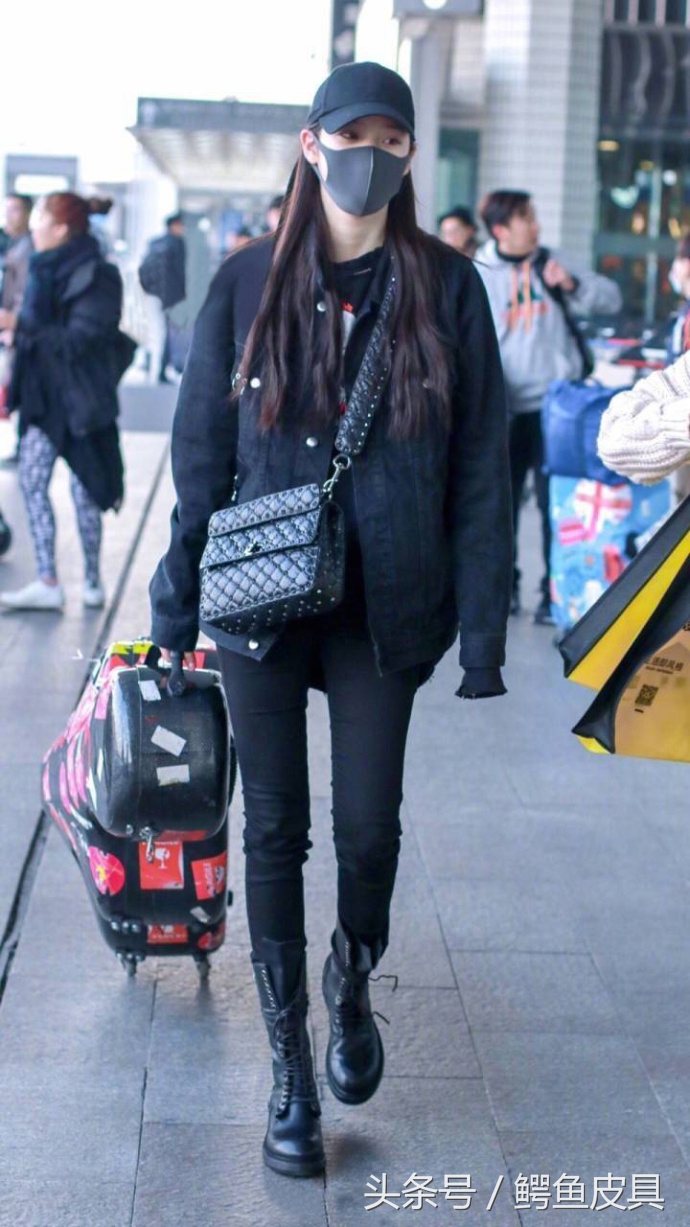 秋冬手袋流行元素,热门手袋款式