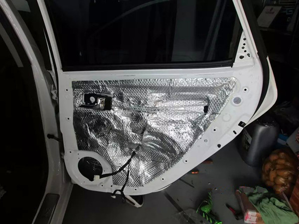 腾出空间享受生活起亚K2无损汽车音响改装劲浪潍坊成功音响改装