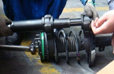 汽车减震器故障有哪些,汽车减震器故障维修