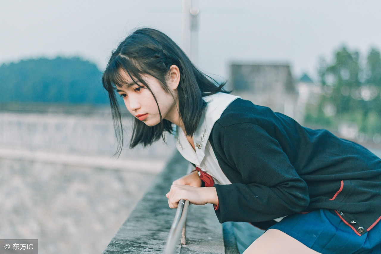 已婚男人爱上离异女人该怎么办,一个未婚女人爱上已婚男人表现