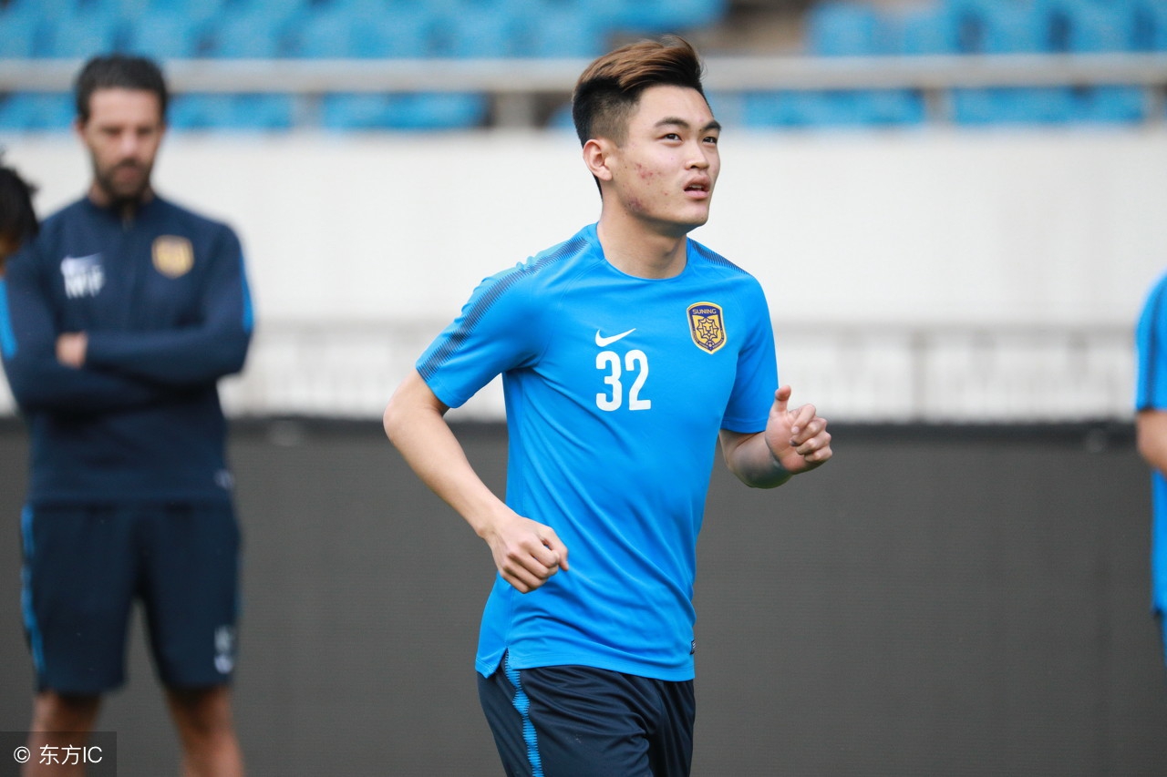 苏宁吉翔任意球,申花夏窗压哨签吉翔