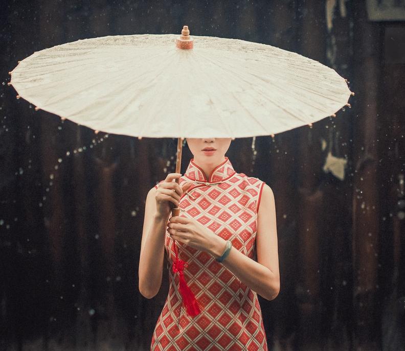 最后的贵族郭婉莹：高贵，不需要表达，需要的，是学会咽下