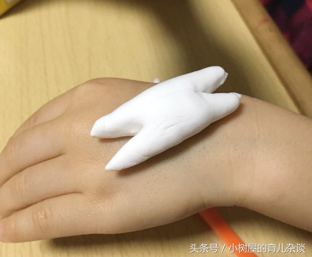 陪孩子做手工粘土,幼儿亲子制作黏土人