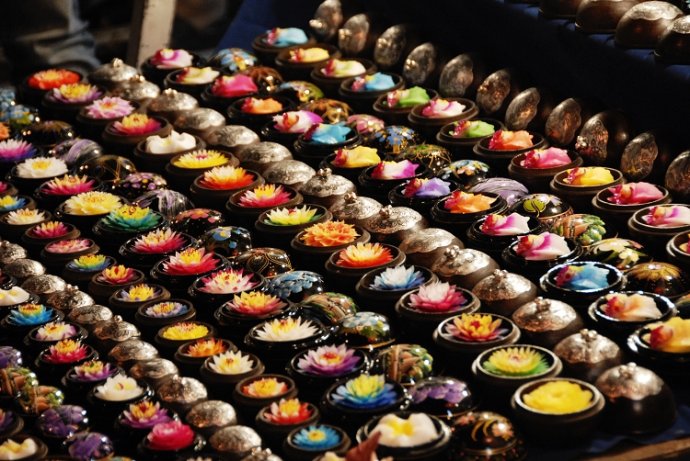 清迈星期日最大的夜市,清迈最大的露天夜市