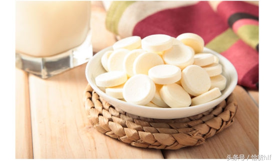 上年纪了，手脚总爱抽筋是什么原因？吃什么可以调理好？