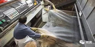 人工合成皮革跟皮革的区别,皮革制作发展史