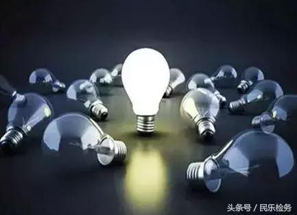 1万字800元，毕业季*文代论写**、买卖行为是不是“替考”？能不能入刑？