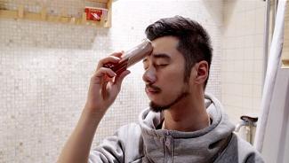 法令纹特别深的一定试试这个方法,法令纹泛红怎么改善