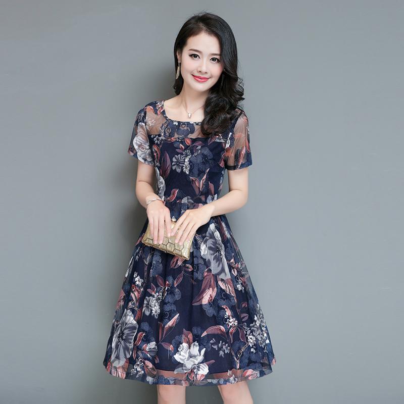 碎花连衣裙穿起来显胖有什么方法,肩宽女生适合的长袖碎花雪纺上衣