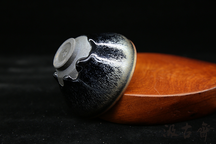 建盏为啥这么亮,建盏的七彩太迷人