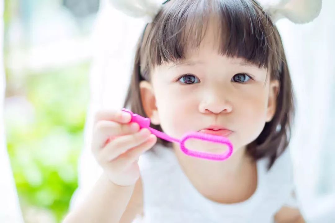 20岁玩摄影的人都混成什么样了,搞摄影的都是什么样的人