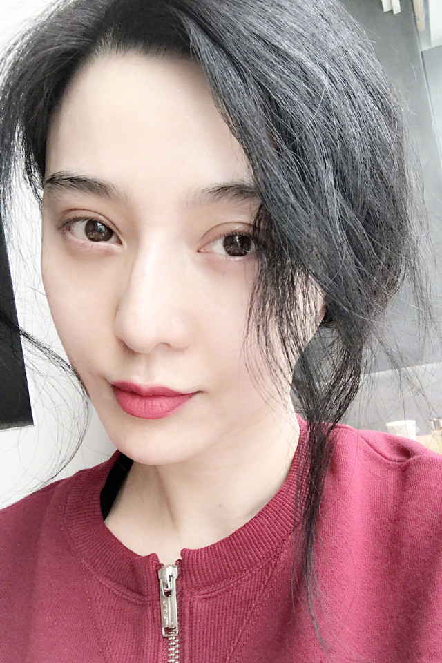 美妆博主范冰冰实至名归,美妆博主范冰冰视频